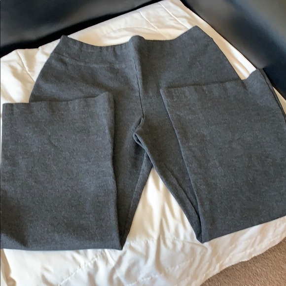 Banana Republic Stretch Crop Pants - Picture 3 of 3